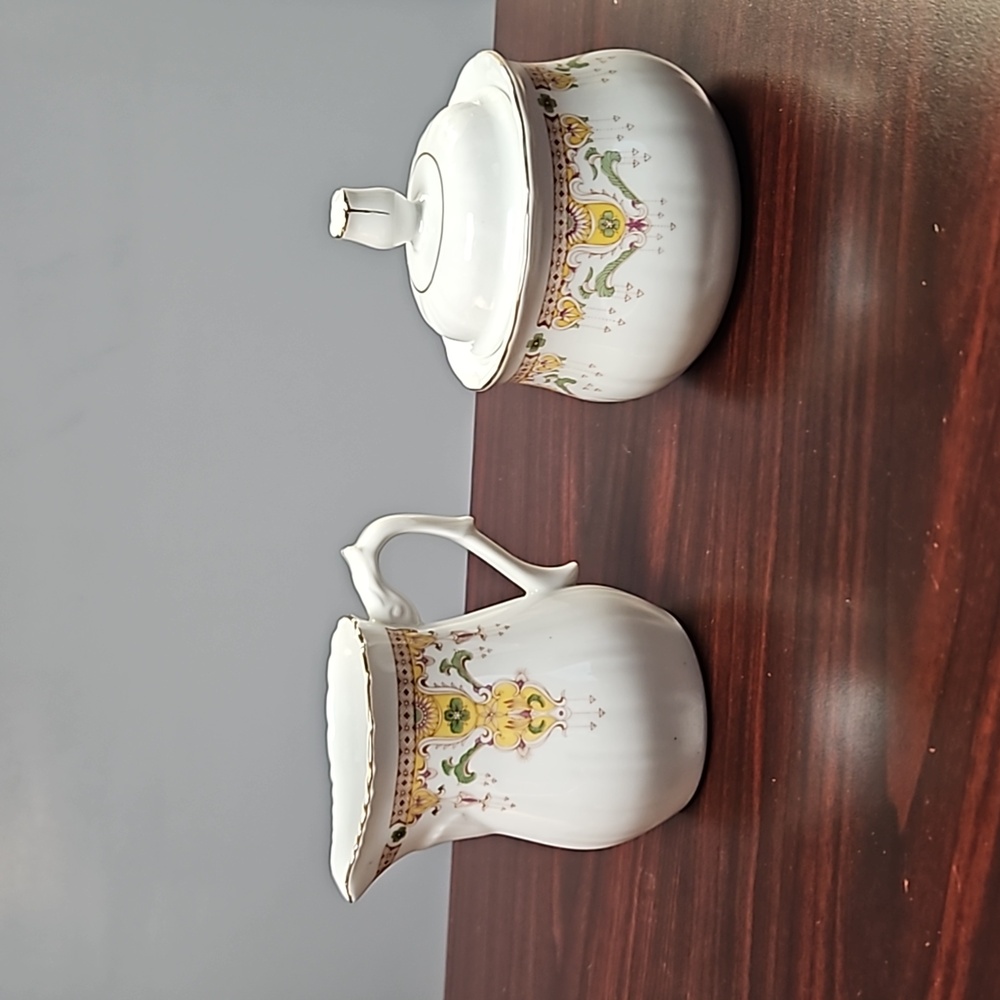 China sugar and creamer set